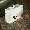 4 CIRCLE TOTE